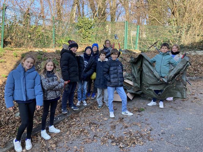 Les éco délégués, groupe biodiversité, à l'œuvre !